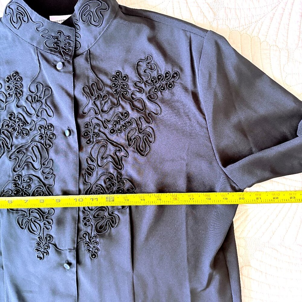Vintage 90s Black High Collared Embellished Victorian Boho Style Blouse Size 12 - Picture 8 of 12